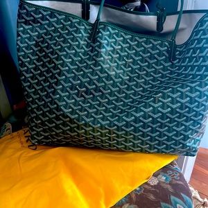 Goyard St. Louis MM - hard to find green